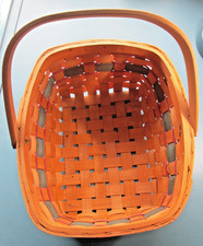 Basket Woven 9.5" x 11" x 6" w/ Handle w/ green and red faded