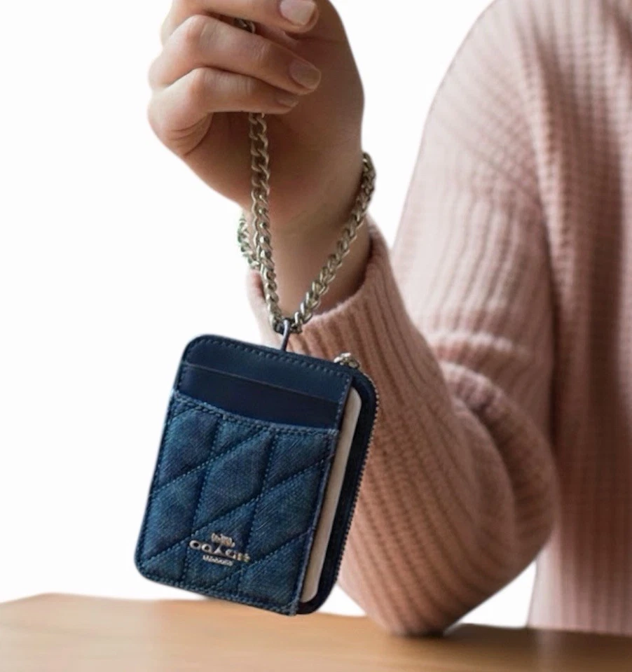 Coach Denim Estojo de Cartão com Zíper com Quilting ID Corrente Carteira Bolsa Charme, CAR26, Novo com etiquetas - Imagem 3 de 4