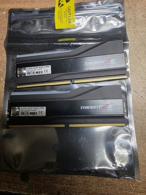 G.SKILL Trident Z5 RGB 32GB (2x16GB) DDR5-6000 DIMM Intel XMP 3.0