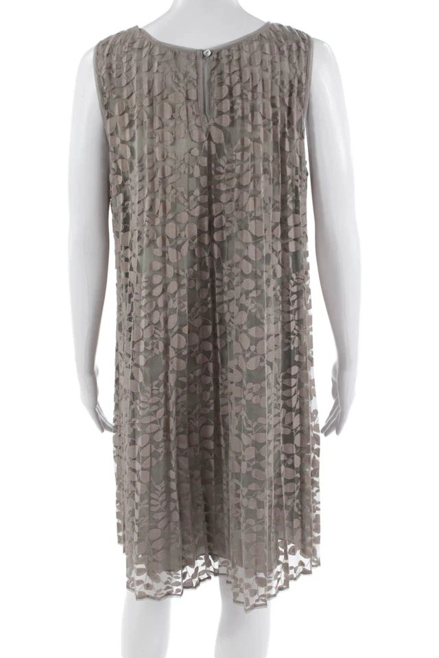 Vestido recto Max Studio para mujer sin mangas gris cuello redondo talla M Foto 3 de 4