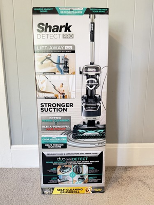 #ad SHARK Detect Pro Lift Away ADV Upright Vacuum LA800 NEW Factory Sealed FAST SHIP $198.95