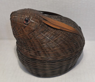 Vintage Dark Brown Wicker Bunny Rabbit Basket with Lid Easter Country Farm