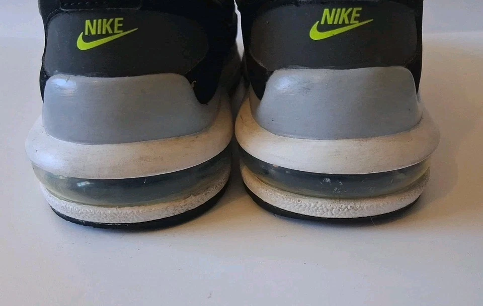 NIKE AIR MAX WRIGHT GS 'BLACK VOLT' YOUTH Size 7Y CN9582-001 BLACK - Image 4 of 4