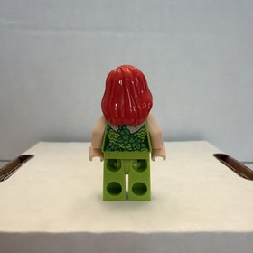 LEGO Batman Poison Ivy Minifigure 6860 Batcave