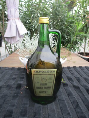 Eine 1,5 Liter Flasche Napoleon , Finest French Brandy, 32,5 %