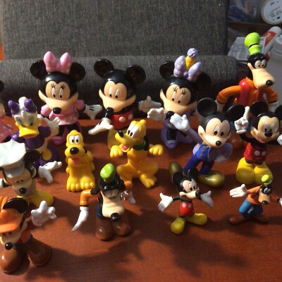 Disney Figures Lot  Mickey & Minnie Mouse Pluto Daisy Goofy Nice Collectible Lot