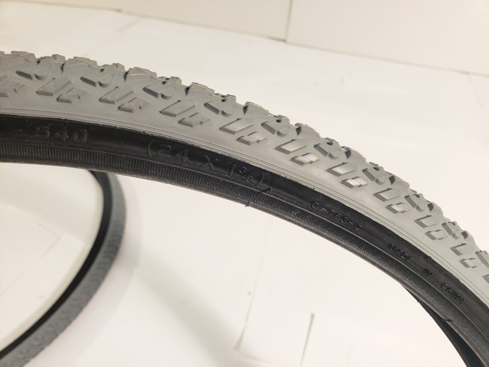 Primo Wheelchair Tire 24 x 1 3/8 Clincher Wire Gray/Black (Pair) eBay