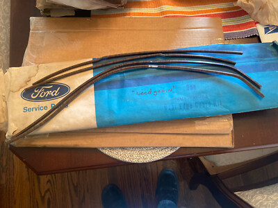NOS 1975 1978 Mercury Grand Marquis Station Wagon Woodgrain Door Edge Guards 76