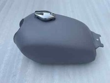 Honda CL350 Scrambler 1973 serbatoio benzina rivestito con primer senza foro distintivo + tappo