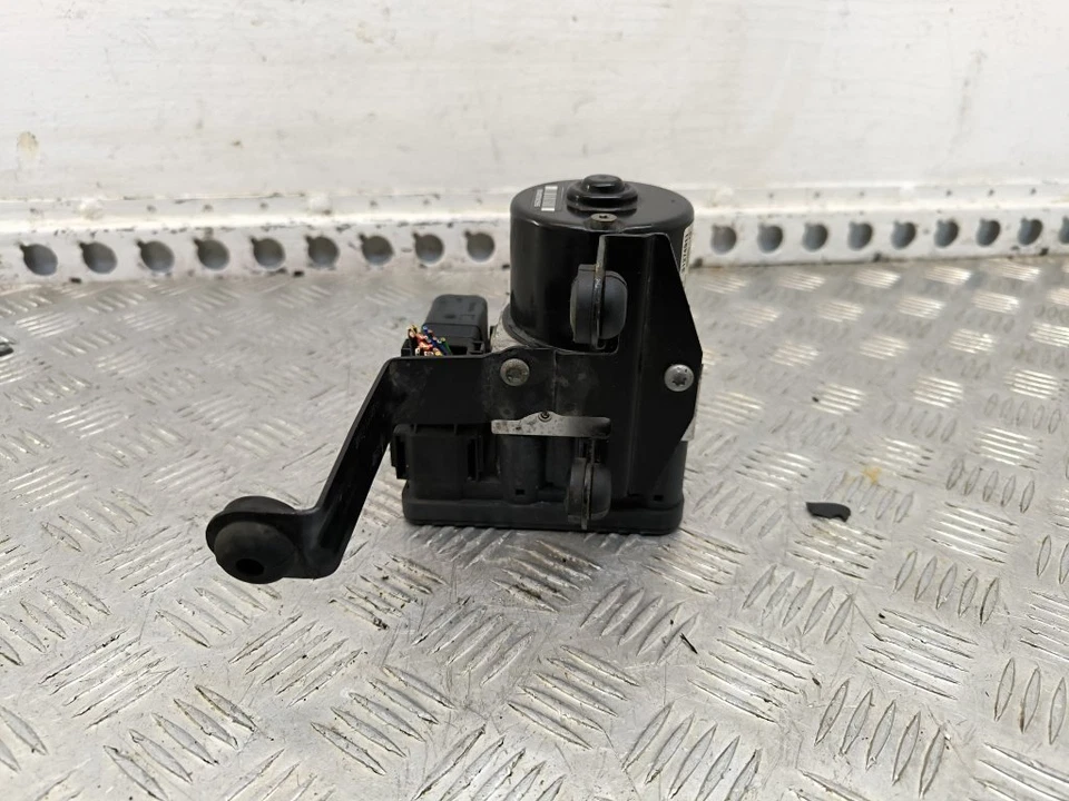 BOMBA/MODULADOR/UNIDAD DE CONTROL ABS VOLVO S40 2004-2010 Foto 3 de 4