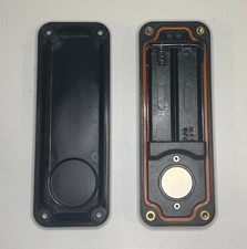 AirTag TimeCapsule 10 anni di durata della batteria Powerbank con celle AA di Elevation Lab