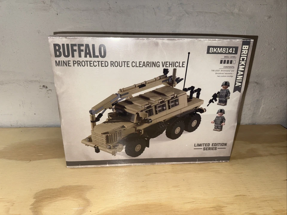 LEGO Brickmania BKM8141 Buffalo Mine Clearing Vehicle MISB - Image 2 of 4