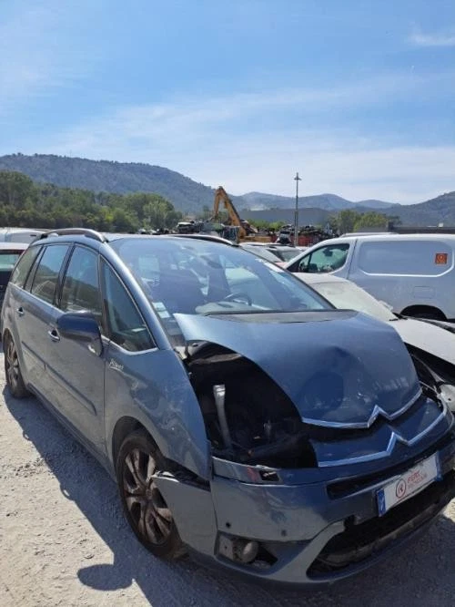 Aile avant gauche CITROEN C4 GRAND PICASSO 1 7840V1 DW10BTED4_RHJ - Photo 1/1
