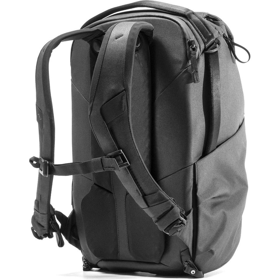 Peak Design Everyday Backpack v2 (20L, Black) BEDB-20-BK-2 - Image 3 of 4