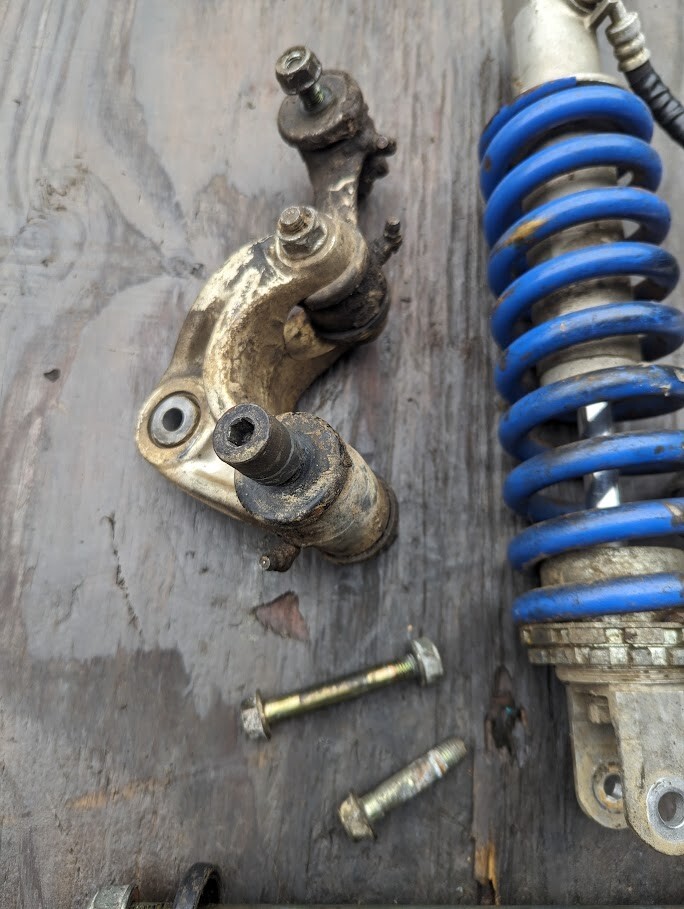 1985 HONDA XR600R XR600 REAR SHOCK MISC SWINGARM PARTS LINKAGE FOOT