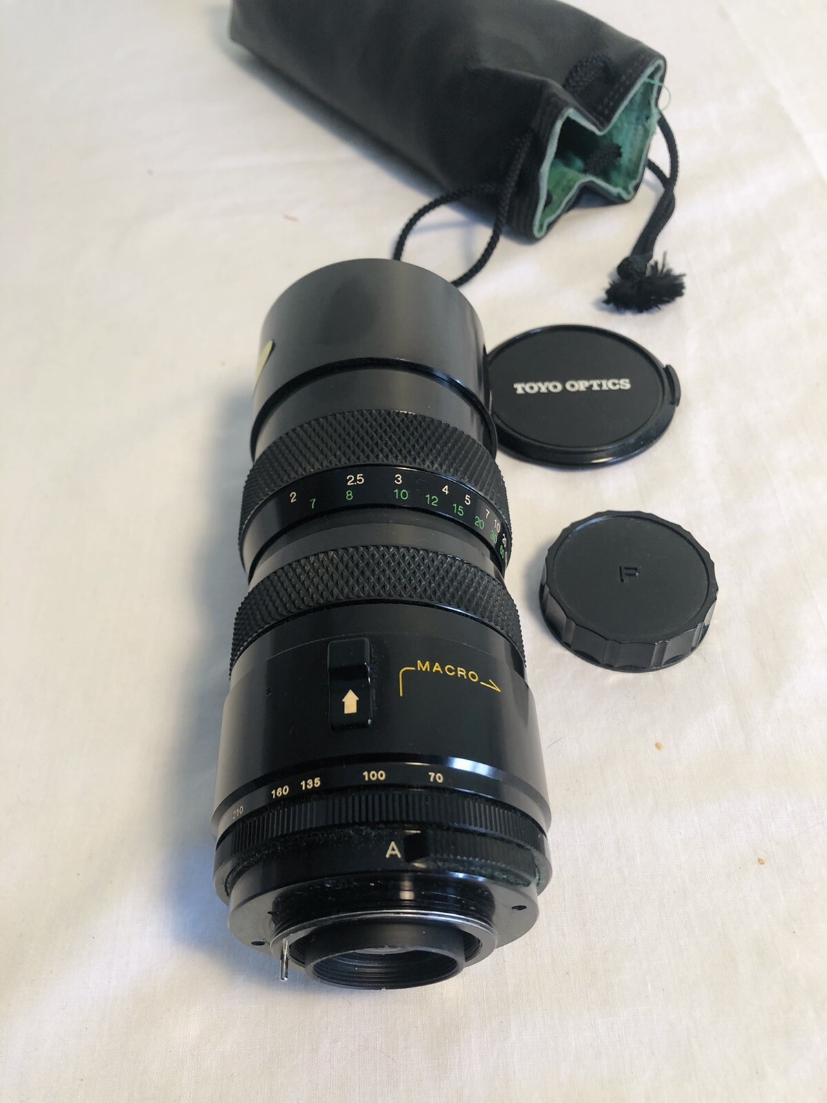 VINTAGE Macro no.8101557 by toyo optics U.S.A 70-210mm ( made in  