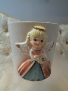 Vintage Inarco 'January' Angel of the Month figurine w/clock cup/mug #E