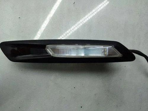 BMW 5 F10 Kotflügelblinker vorne rechts 7154167 7154169 2.50 Petrol 25737058