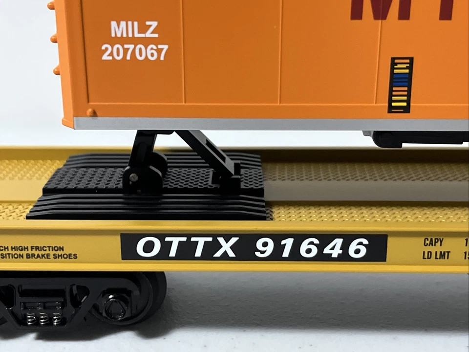 MTH 20-98129 - Flat Car w/40’ Trailer - Milwaukee Road - OTTX #91646 - O Scale - Image 2 of 4