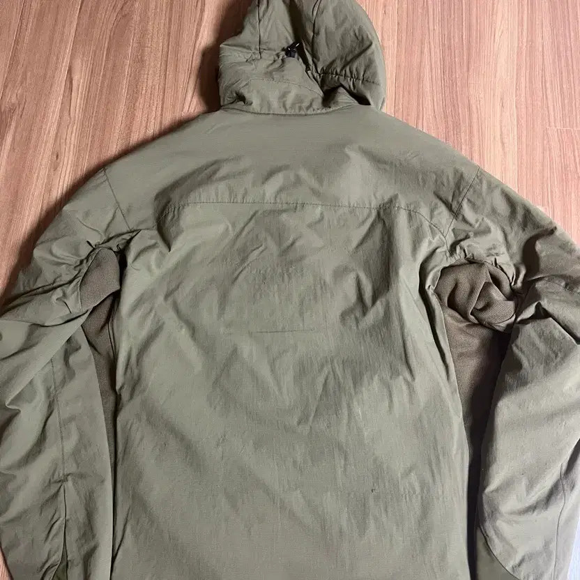 Arc'teryx Atom LT XL Mountain Jacket thumbnail 4