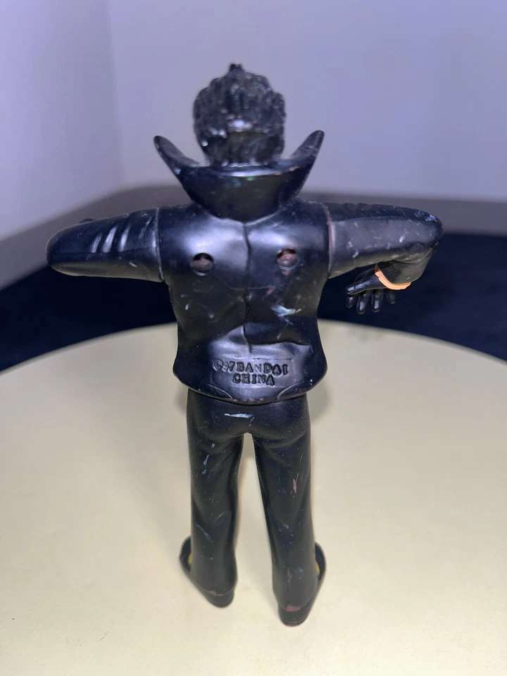 Boneco de ação Bandai Beetleborgs Hillhurst House Count Fangula vampiro 1997 5" - Imagem 3 de 4