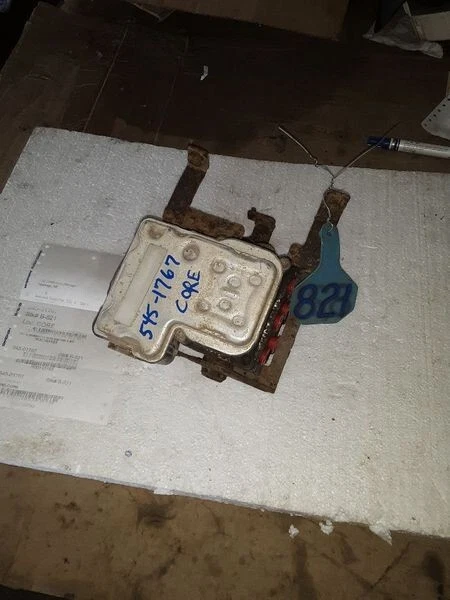 2003-2004 Chevrolet Silverado 1500 ABS bomba atuadora de freio antibloqueio  - Imagem 2 de 2