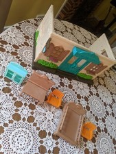 Li'l Woodzeez Calico Critters HEALTH CLINIC +Accessories FURNITURE Lot TOYS