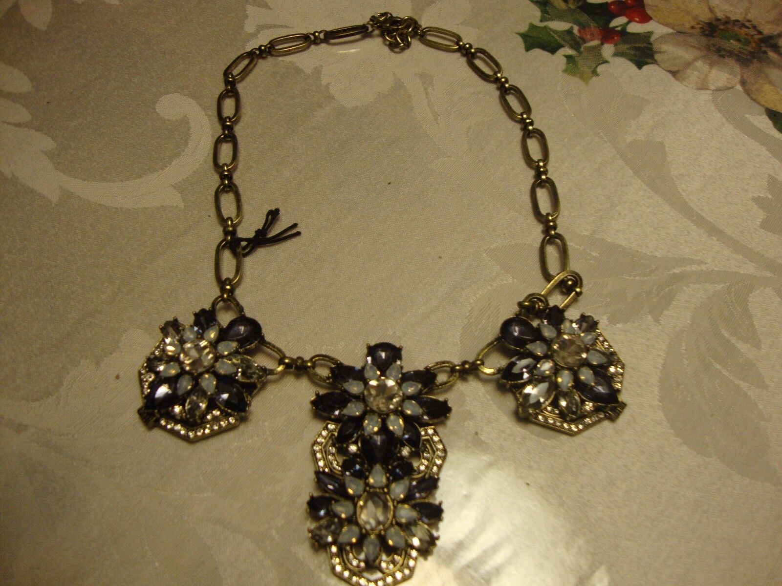 Picture 1 of 4