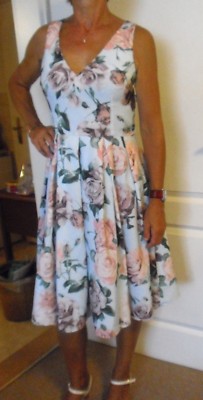 Damenkleid, Partykleid, Cocktaikleid,Trägerkl.,50/60er Style, MOHITO Gr.38 NEU