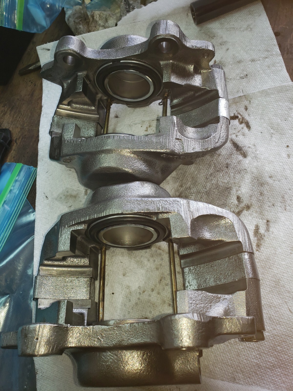 ROLLS ROYCE FRONT BRAKE CALIPERS REBUILT READY TO INSTALL SHADOW WRAITH