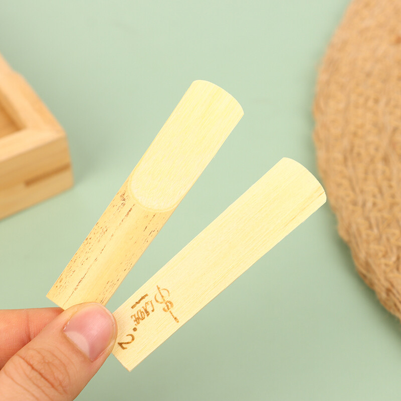 10Pcs Alto Sax Reed Saxophone Reeds Strength 2.0 2.5 3.0 Saxophone Reed