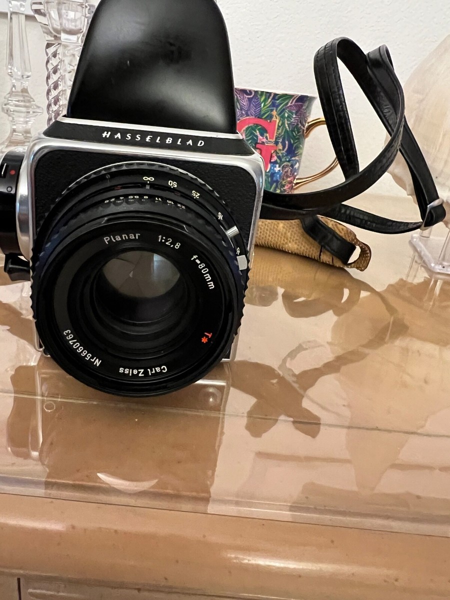 Vintage Hasselblad 500C/M Camera w/ Carl Zeiss Planar 2.8/80 Lens