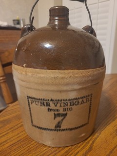 RARE HOOD RIVER APPLE VINEGAR CO. OREGON ADVERTISING JUG BIG 7 ONE GALLON