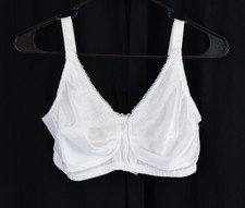 Amoena Womens Nancy Wire-Free Pocketed Mastectomy Bra White Size 38B