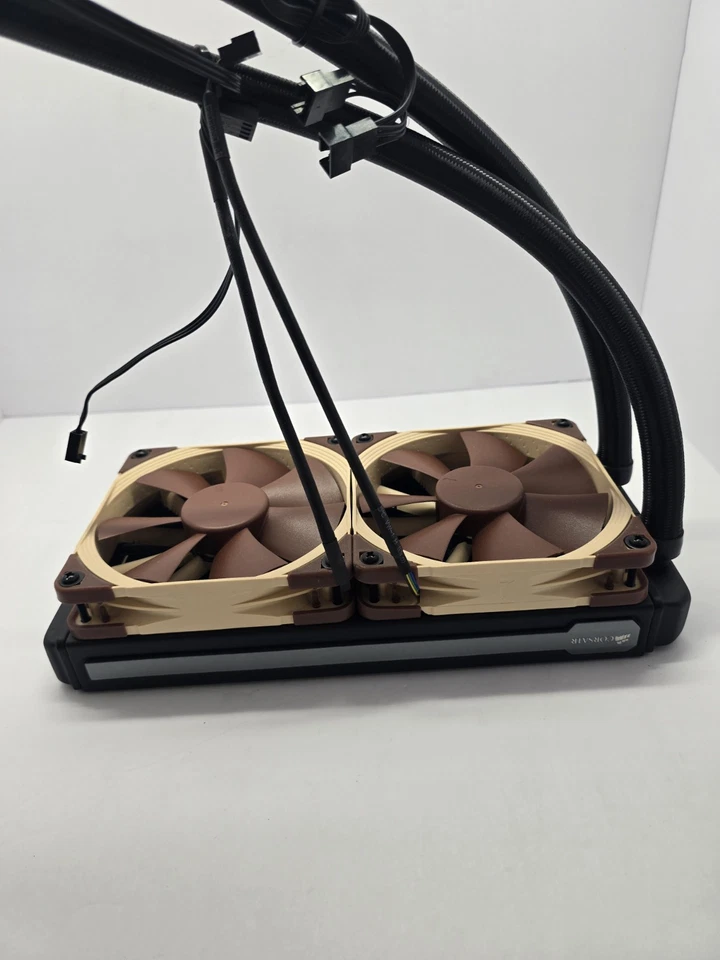 Cooler líquido para CPU Corsair Hydro Series H100i GTX CW-9060021-WW não testado - Imagem 3 de 4