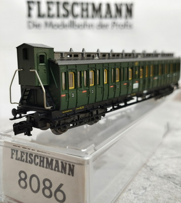 (P), Spur N, FLEISCHMANN 8086, 3.Kl. Abteilwagen B4 Pr04, DRG, Epoche II, OVP