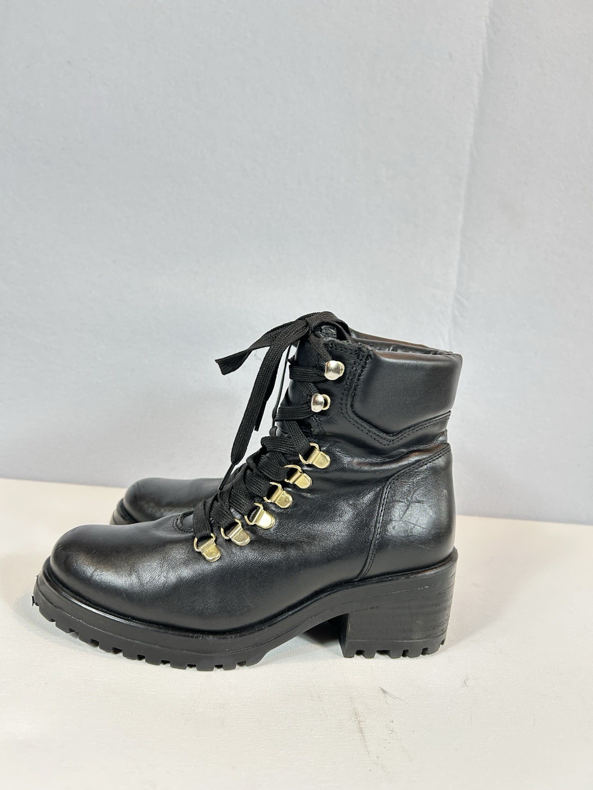 SAOLA Stivali da combattimento STEVE MADDEN GAEL neri in pelle con lacci suola a strappo da donna taglia 7