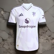 Ultimate Manchester United Collector and Super Fan Gift Guide  43