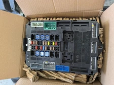 JAGUAR XF 2013-15 BCM FUSE BOX FRONT BODY CONTROL MODULE DX2314B476AG/A5004015