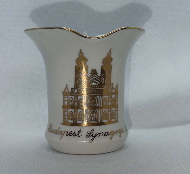 Budapest Synagogue Dohany Anita Hungary porcelain white gold candlestick
