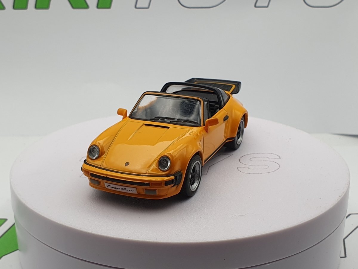 Porsche 911 Turbo Cabriolet 1 43 Scale Diecast Model