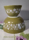 Vintage Pyrex Green Daisy Bowls 401, 403
