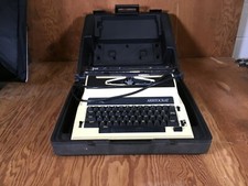 Vintage Royal Aristocrat Tan Portable Electric Typewriter & Case, For Parts Only thumbnail