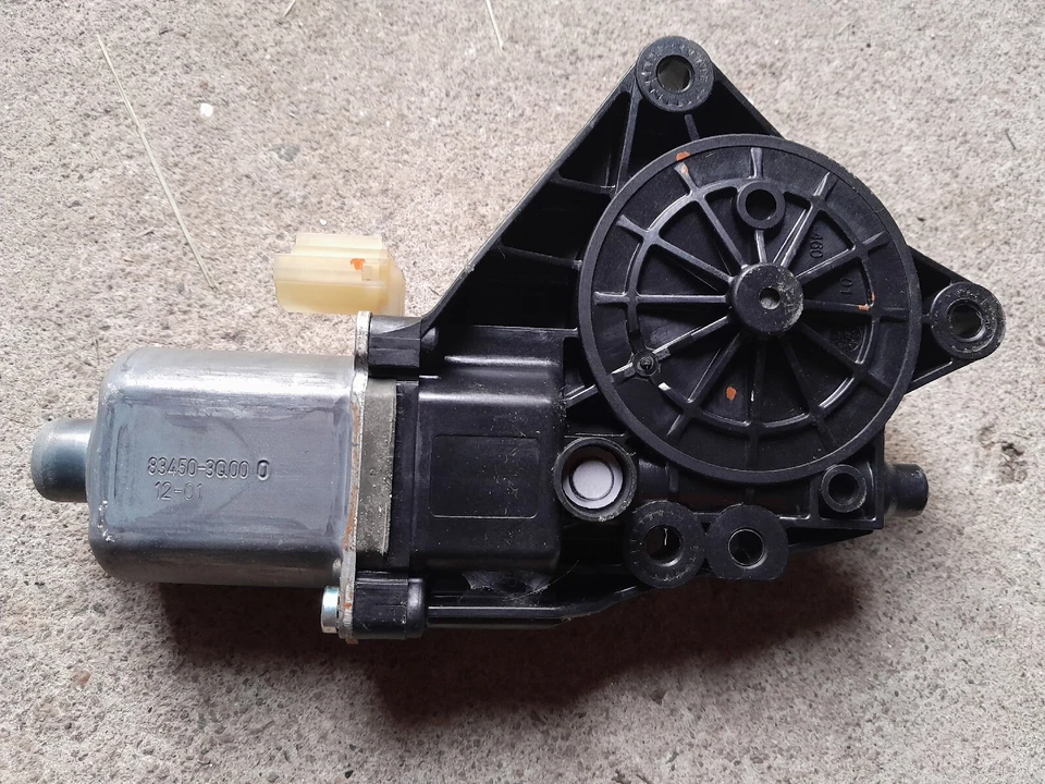 2011-2014 HYUNDAI SONATA REAR LEFT SIDE DOOR WINDOW GLASS REGULATOR MOTOR OEM* - Image 2 of 3