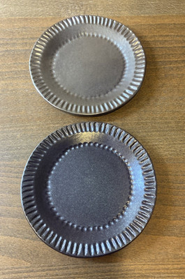 2 Vietri Incanto Stripe Dark Chocolate Brown Dessert Bread Plates Italy 6 3/8''