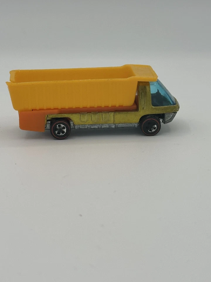 Camión Hot Wheels Redline 1969 The Heavyweights Dept of Sanitation verde HK Foto 2 de 4