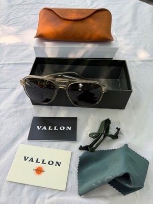 VALLON Howlin' sunglasses in the Sage colorway (SKU: SUN-H-SAG).