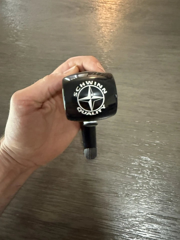 Haste de bicicleta de estrada híbrida Schwinn 25,4 X 70mm 22,2 pena - Imagem 2 de 4