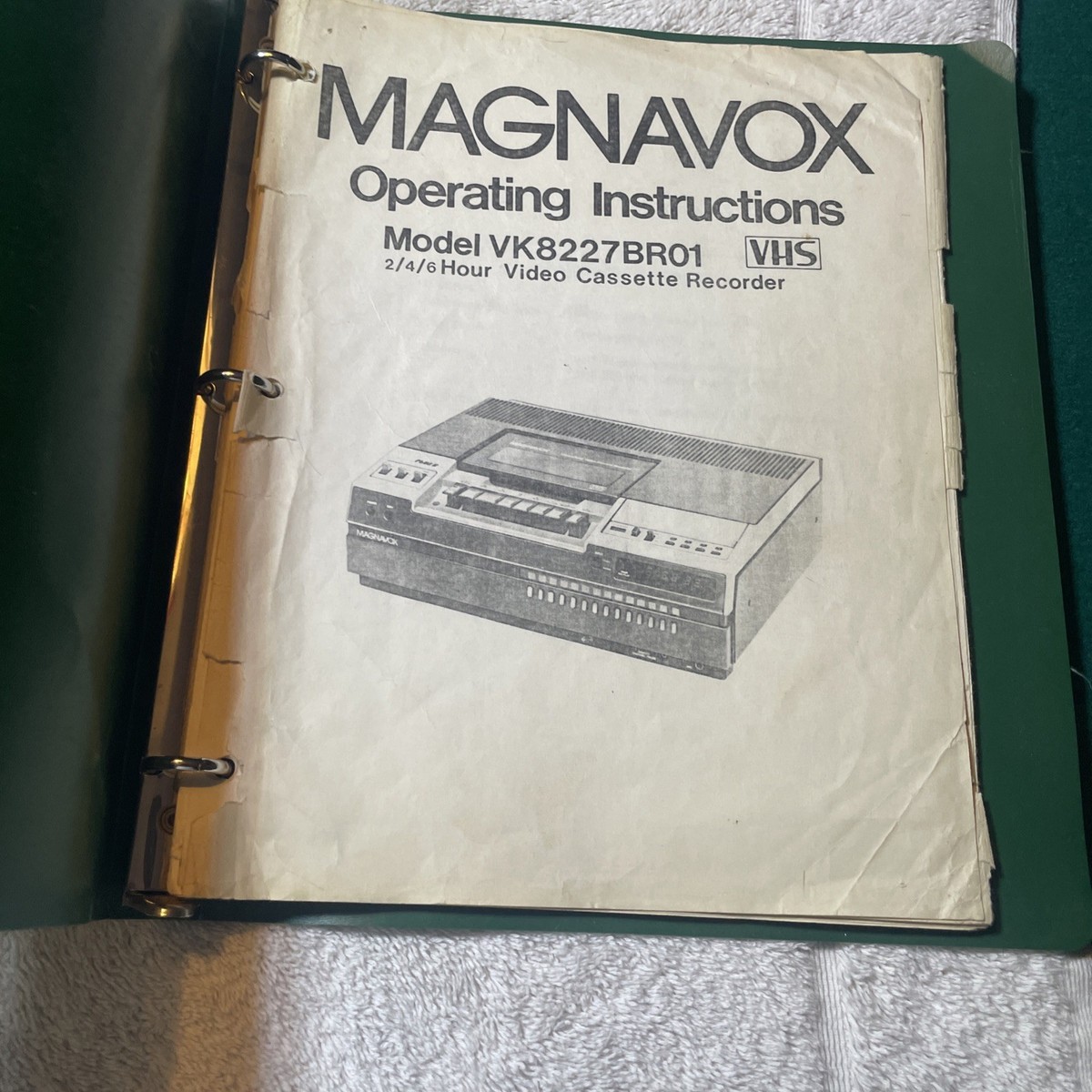 WORKING! Magnavox Top Loading Vintage VHS Video Cassette Recorder