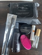 Young Living Savvy Mineral Makeup Face care Lot Read